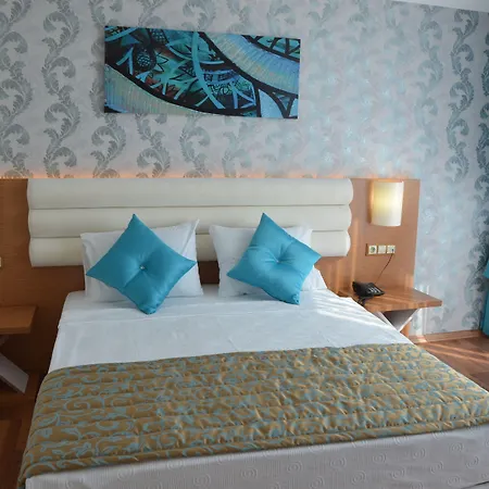 Notion Kesre & Özdere