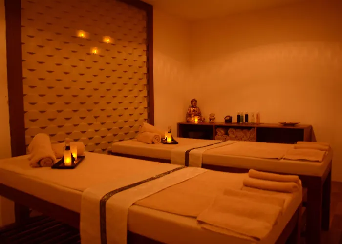 Notion Kesre & Hotell Özdere